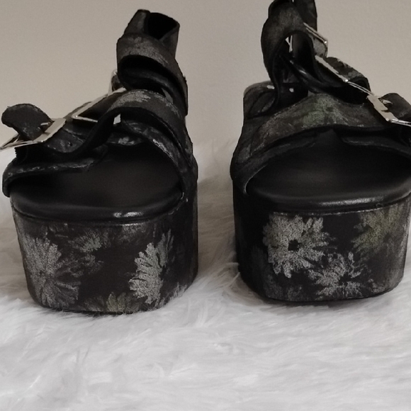 Free People Black Floral Chunky Platform Sandals Feminine Boho Whimsigoth - Picture 4 of 14